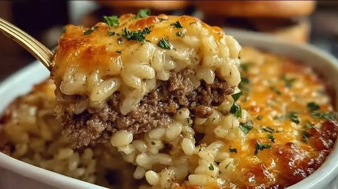 Delicious Hamburger Jazz featuring vibrant dishes and soothing jazz music.