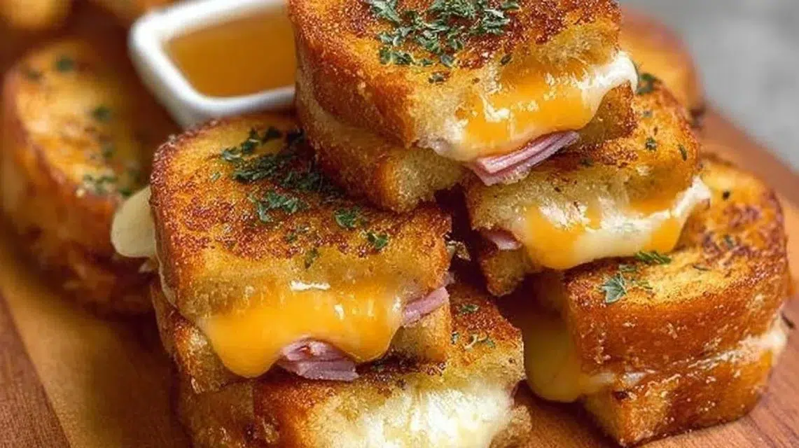 Hawaiian Roll Mini Grilled Cheese sandwiches for easy crowd-pleasing meals