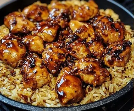 Honey BBQ Chicken and Rice: A Comforting One-Pan Wonder