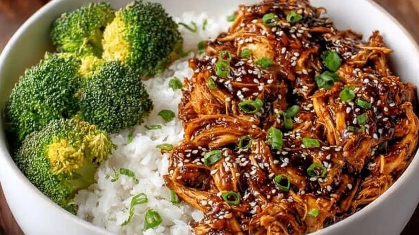 Delicious slow cooker honey garlic chicken ready to serve